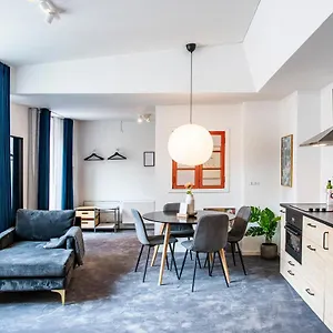https://charming-designer-loft-by-kongens-nytorv.copenhagenhotelselect.com
