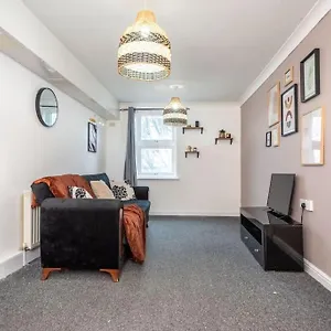 https://spacious-1-bed-nunhead-peckham-sleeps-4.brighton-hotels-england.com