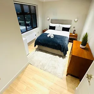 https://apt-luxury-central-flats-convenient-for-tourists.cambridgehotelsuk.com